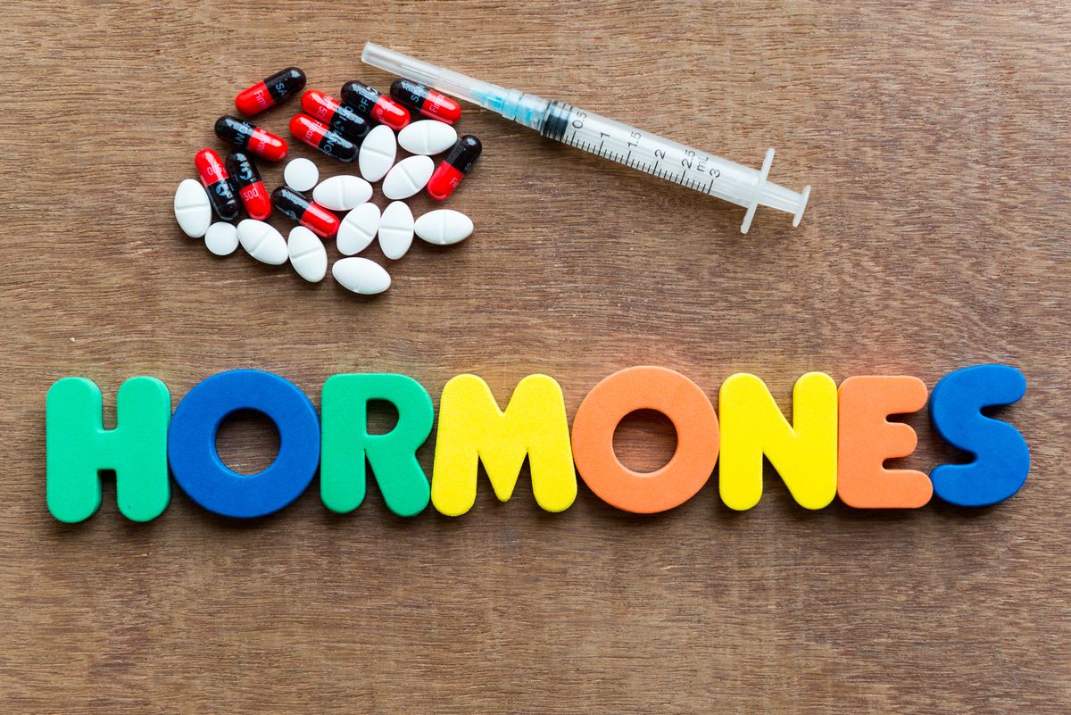 Les hormones féminines : progestérone et œstrogènes